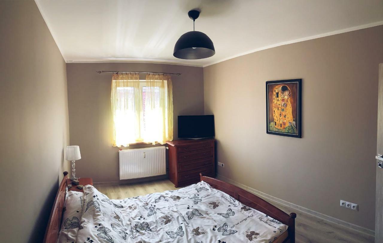 Apartament Bohaterow Westerplatte 20 Apartment Zielona Gora  Bagian luar foto